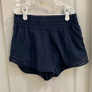Lululemon hotty hot high rise short navy